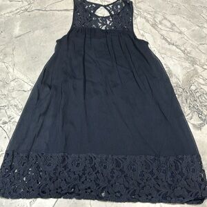 ABERCROMBIE KIDS LACE DETAILED DRESS
